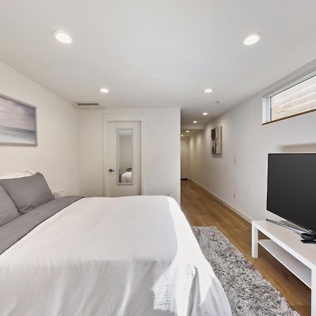 Modern Apartment Near Light Rail 시애틀 외부 사진